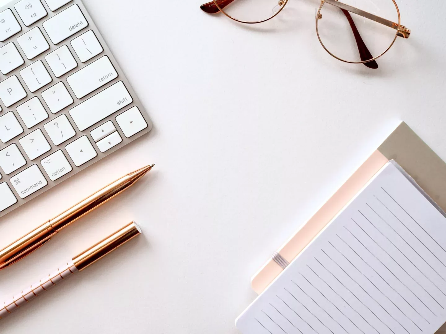 Como usar o desk research no monitoramento das redes sociais?